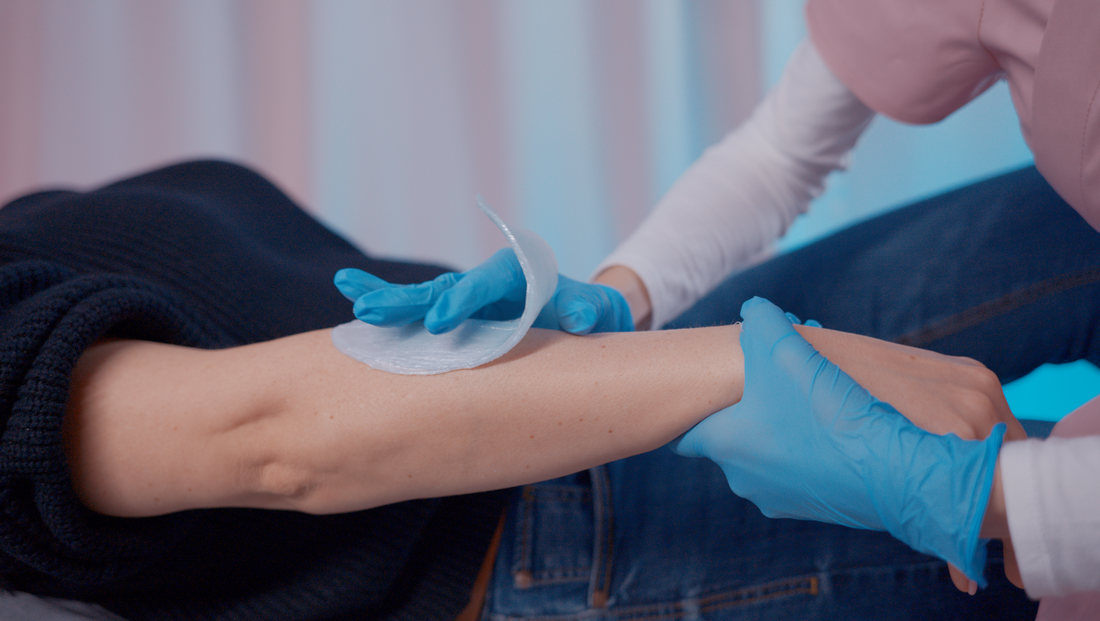 Silky smooth arms - The ultimate guide to arm waxing with Black Coral Wax